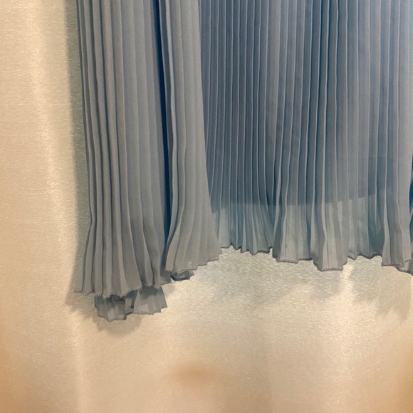 Zara Pleated Dress - Picture 5 of 7